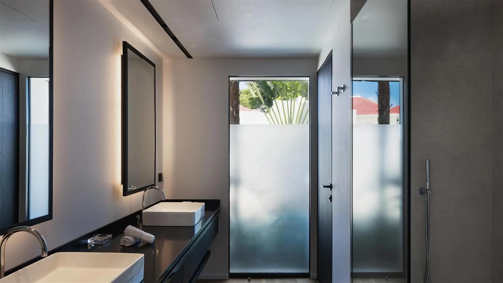 Chic Villa Located In The Caribbean Sunshine Gustavia